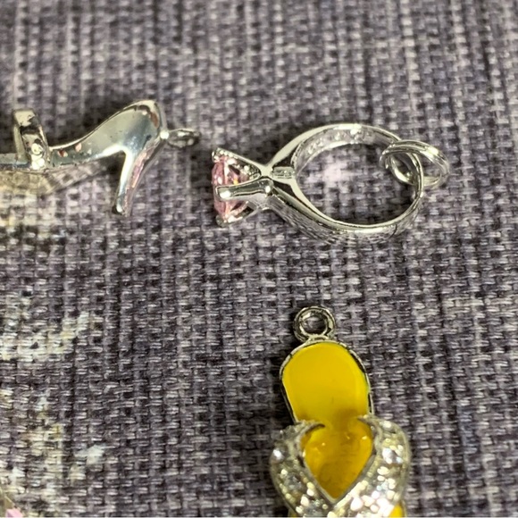 Set of 4 Enameled Flip Flop High Heel Summer Theme Charms for Bracelet - Picture 5 of 8